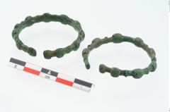Foto von Bronzeknotenarmreif (NHMW-PRAE-026610)